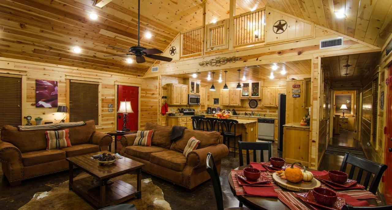 Shine On Harvest Moon W Bbq Villa Broken Bow Exterior foto